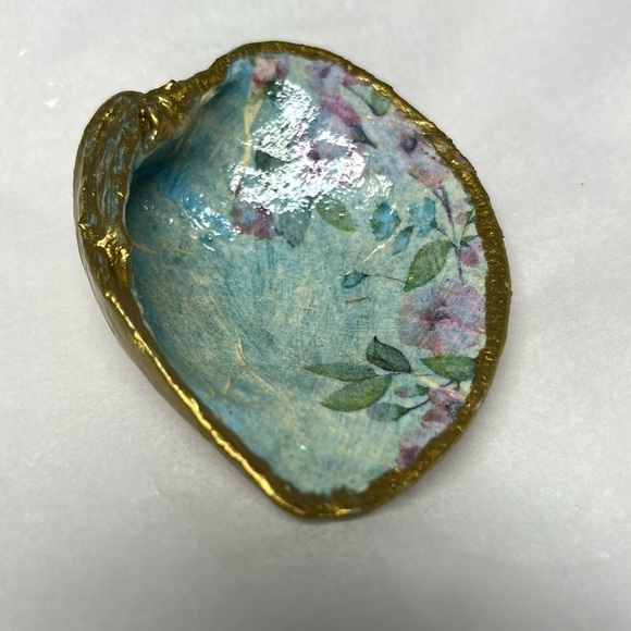 Hand Crafted Floral Blue Decorative Trinket Shell Dish - Picture 4 of 9